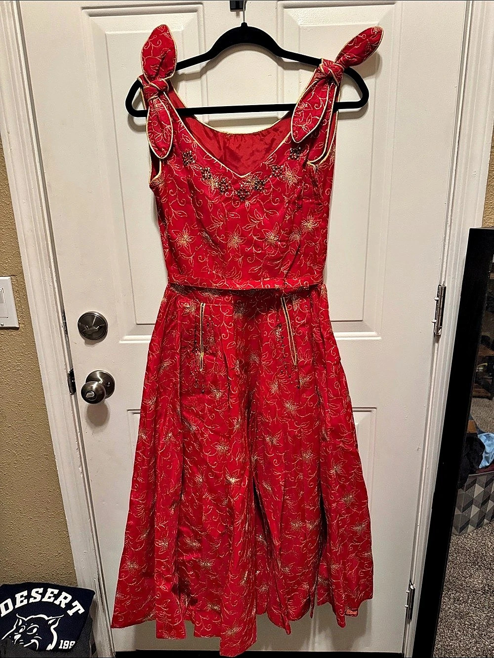 Vintage Floral Embroidered Midi Dress in Red